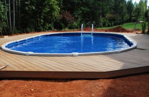 Piscina semi interrata