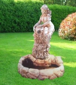 Fontana in Plastica