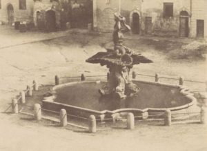 Fontana del Tritone Foto Storica